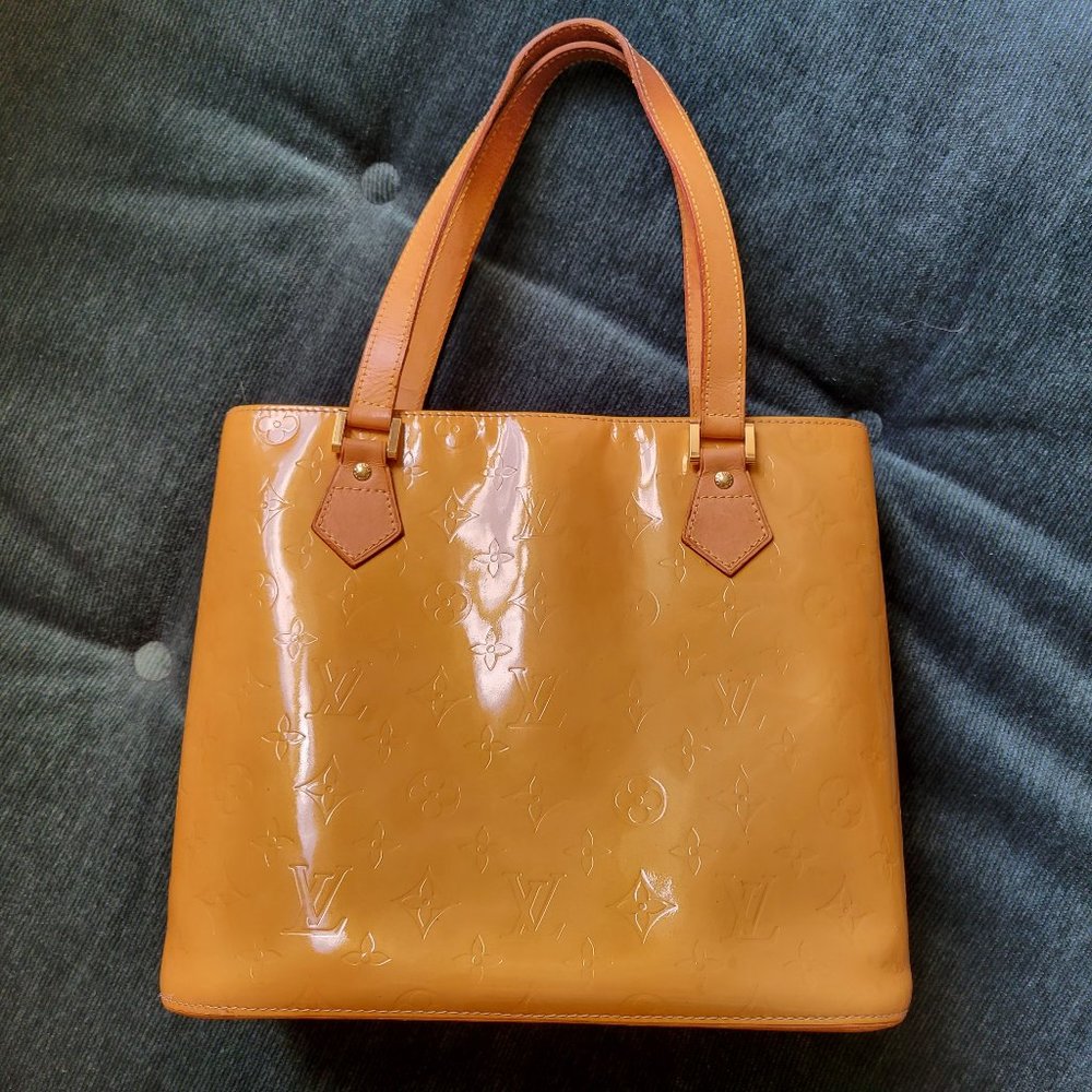 Louis vuitton houston vernis purse